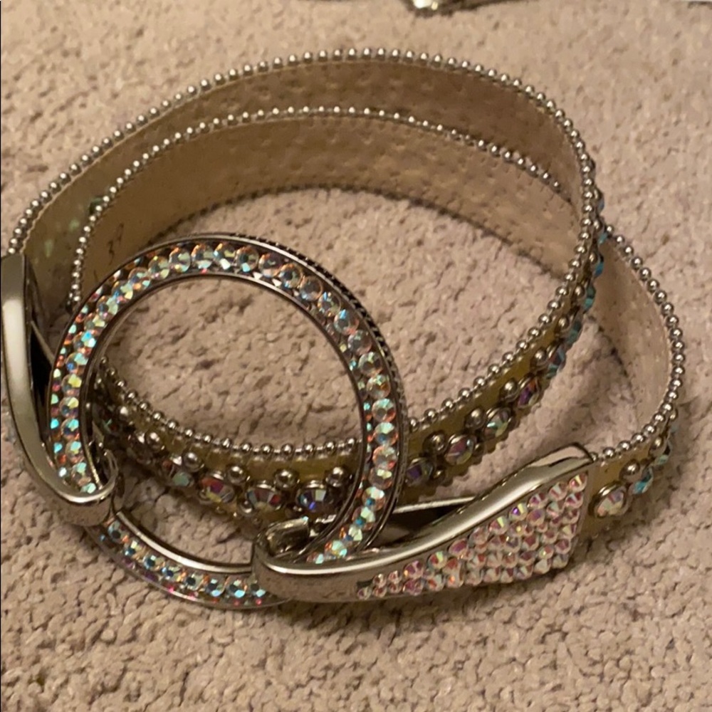 b.b. Simon Belt